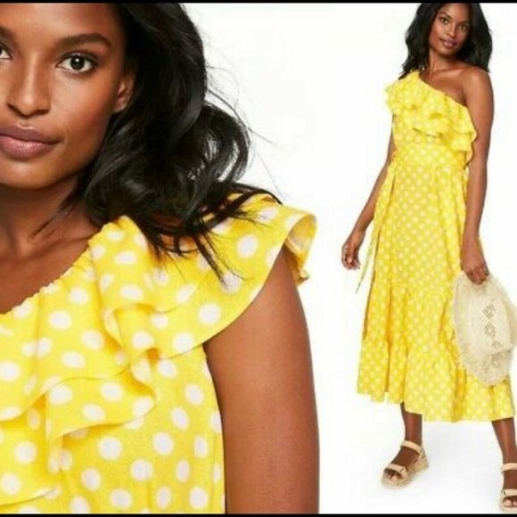 Lisa Marie Fernandez - Picture 3 of 6